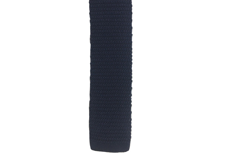 EXTIE21004 Schwarze Polyester-Klassiker-Strickkrawatte
   